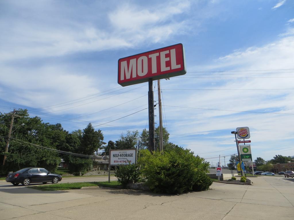 Dry Ridge Motor Inn Exterior foto